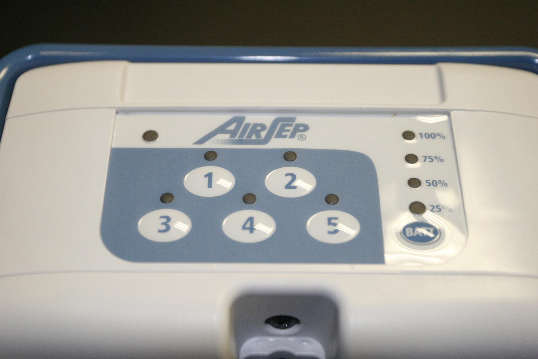 AirSep FreeStyle 5 user-replaceable battery